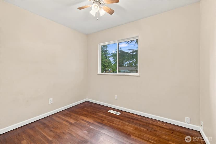 Property photo for 29035 38th Avenue S, Auburn photo 18