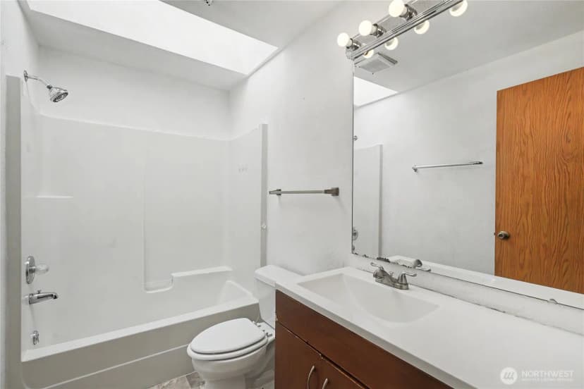 Property photo for 230 145th Street Ct E, Tacoma photo 12