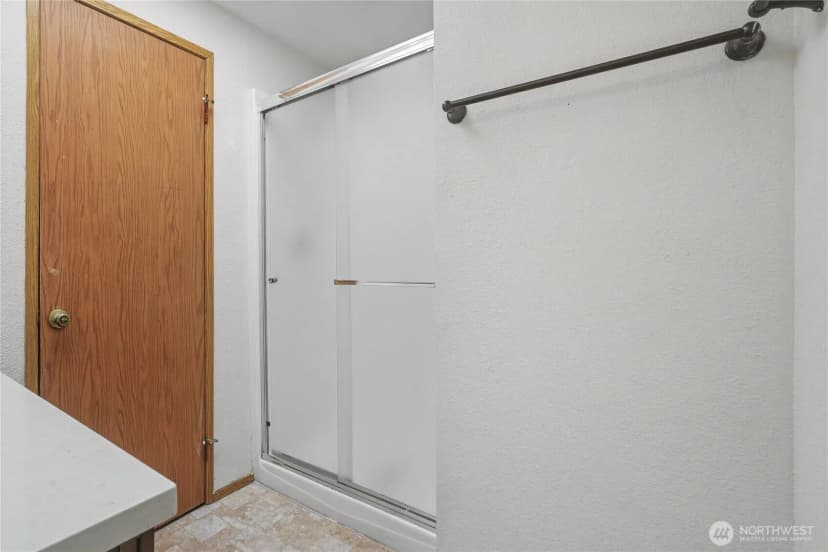 Property photo for 230 145th Street Ct E, Tacoma photo 18