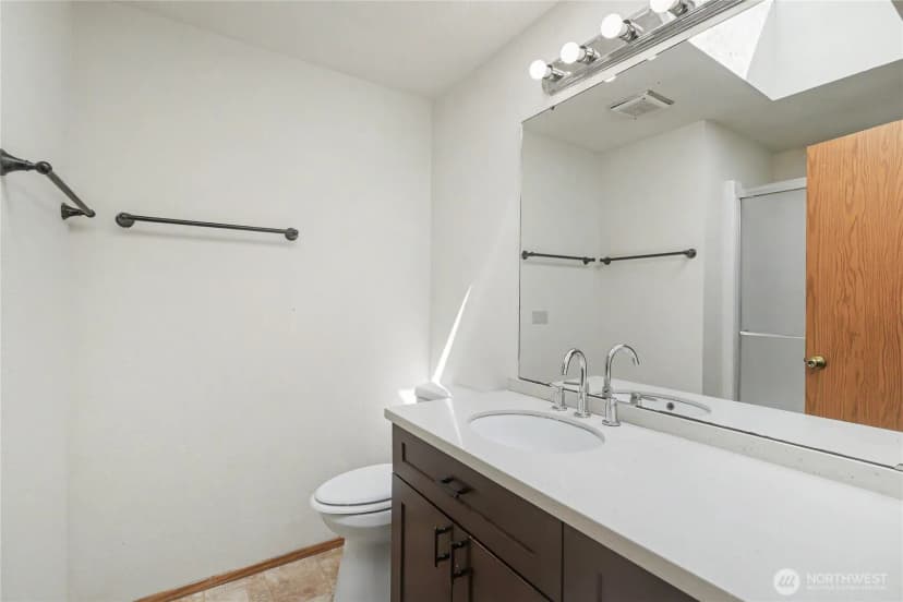 Property photo for 230 145th Street Ct E, Tacoma photo 17