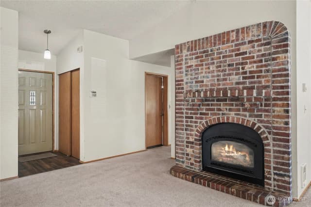 Property photo for 230 145th Street Ct E, Tacoma photo 3