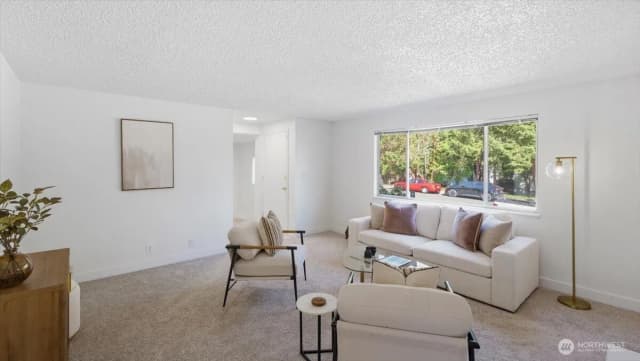Property photo for 20926 74th Avenue W, Edmonds photo 4