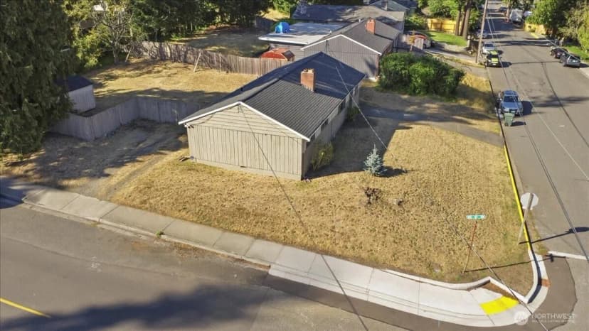 Property photo for 20926 74th Avenue W, Edmonds photo 13