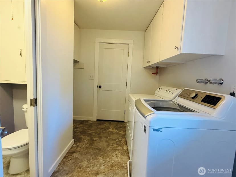 Property photo for 10509 Ne 197th Street, Bothell photo 26