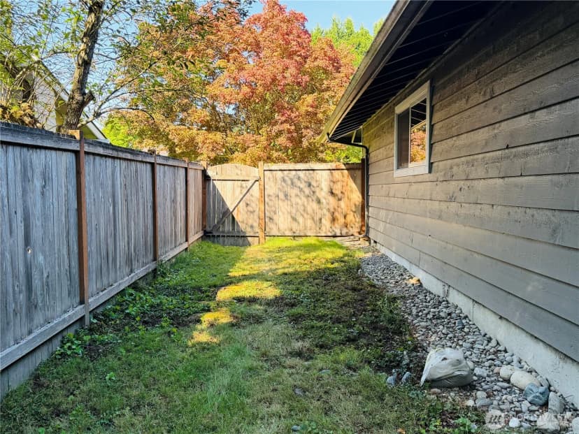 Property photo for 10509 Ne 197th Street, Bothell photo 31