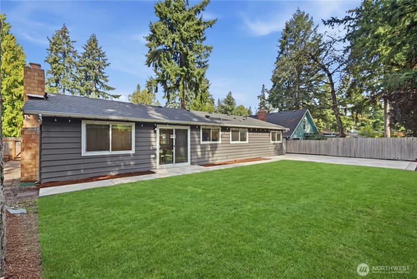 Property photo for 13725 Ne 70th Place, Redmond photo 25