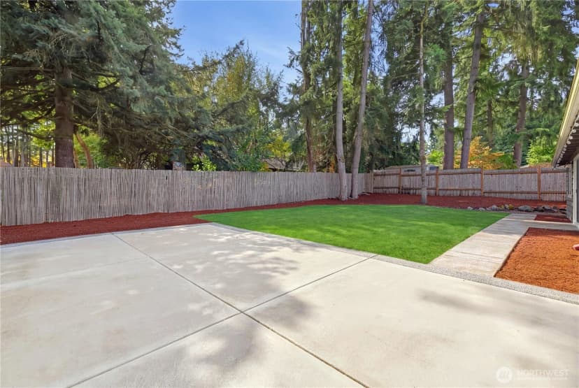 Property photo for 13725 Ne 70th Place, Redmond photo 27