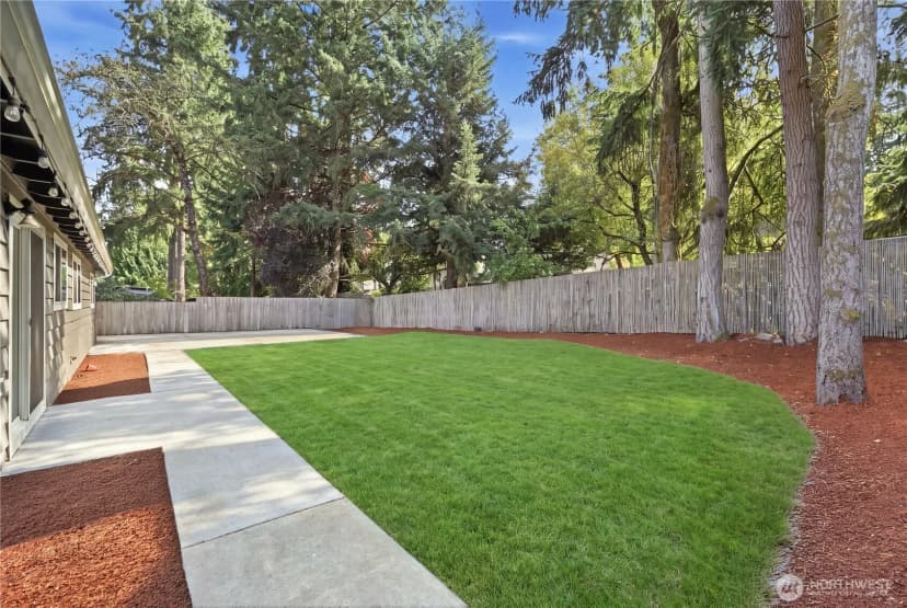 Property photo for 13725 Ne 70th Place, Redmond photo 26