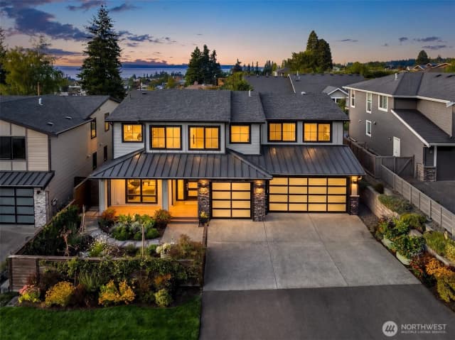 Property photo for 715 Spruce Street, Edmonds