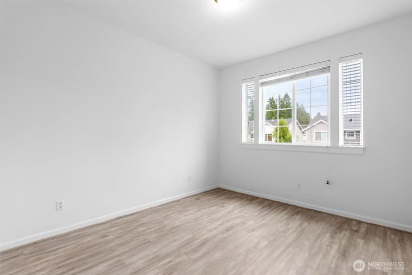 Property photo for 24015 221st Lane Se, Maple Valley photo 31