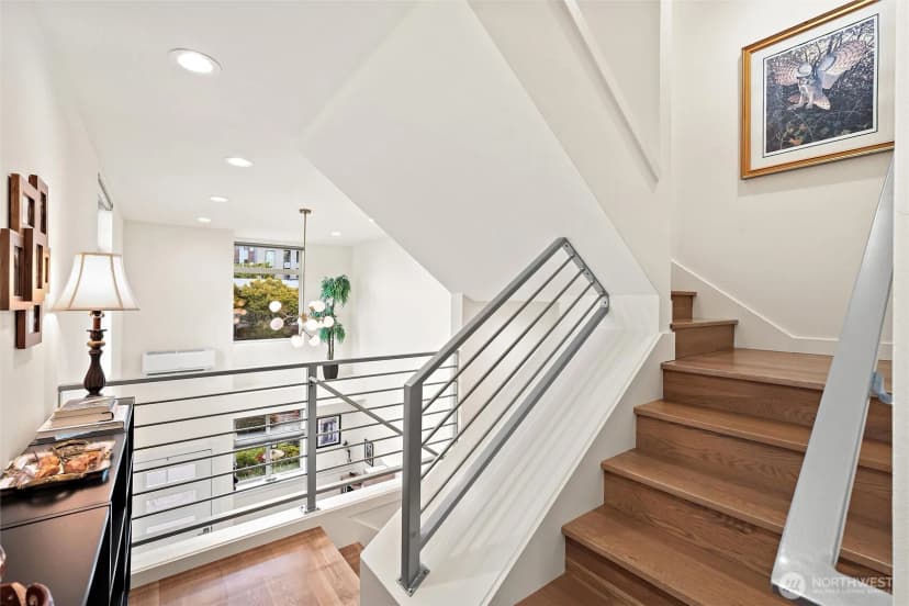 Property photo for 5021 Sand Point Place Ne #e, Seattle photo 10