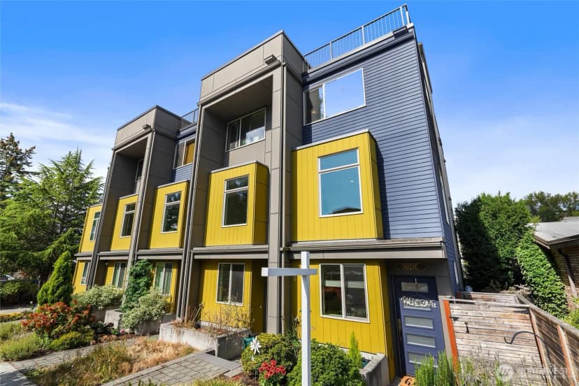 Property photo for 5021 Sand Point Place Ne #e, Seattle photo 29