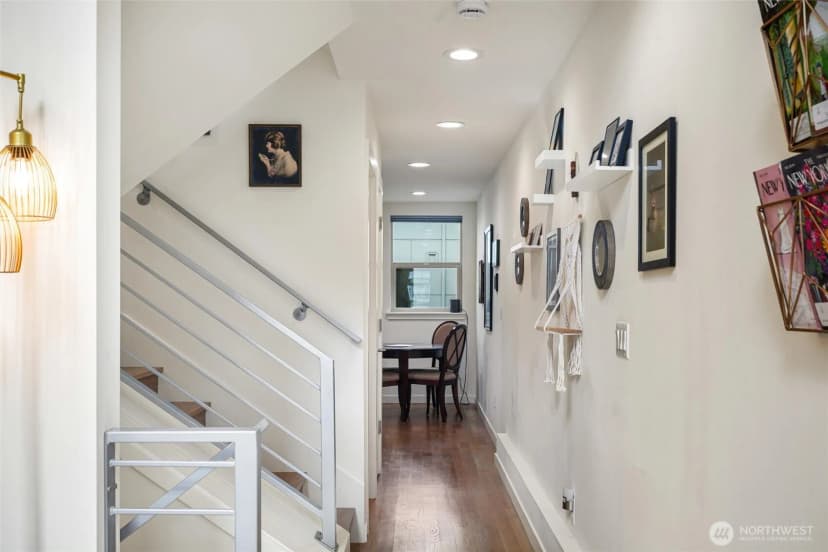 Property photo for 5021 Sand Point Place Ne #e, Seattle photo 22
