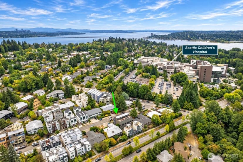 Property photo for 5021 Sand Point Place Ne #e, Seattle photo 27
