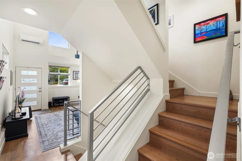 Property photo for 5021 Sand Point Place Ne #e, Seattle photo 6