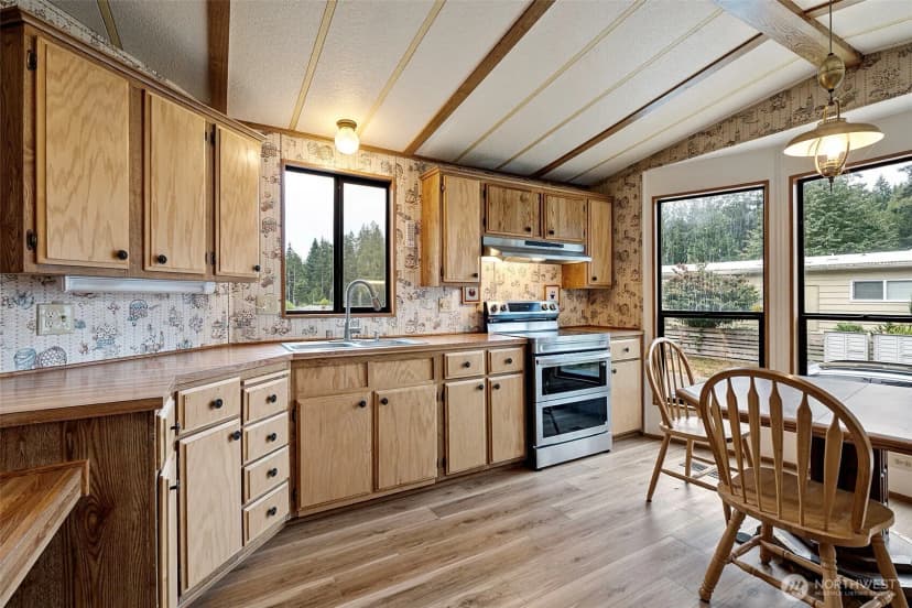 Property photo for 9111 66th Avenue Nw, Gig Harbor photo 8