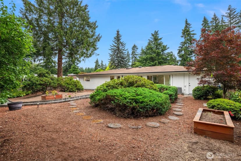 Property photo for 14213 143rd Avenue Se, Renton photo 31