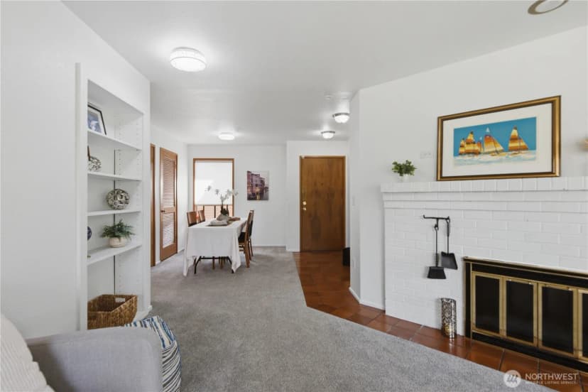 Property photo for 15525 6th Avenue Sw #12, Burien photo 14