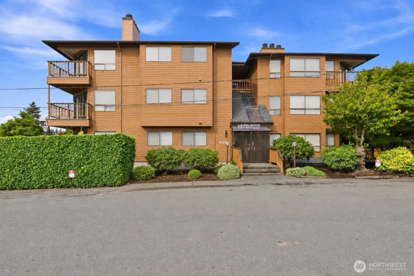 Property photo for 15525 6th Avenue Sw #12, Burien