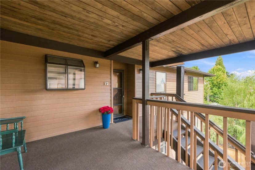 Property photo for 15525 6th Avenue Sw #12, Burien photo 25