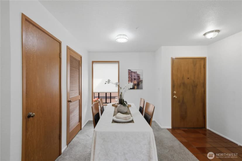 Property photo for 15525 6th Avenue Sw #12, Burien photo 5