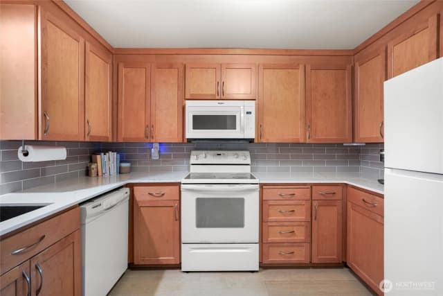 Property photo for 510 Forsyth Lane #210, Edmonds photo 5