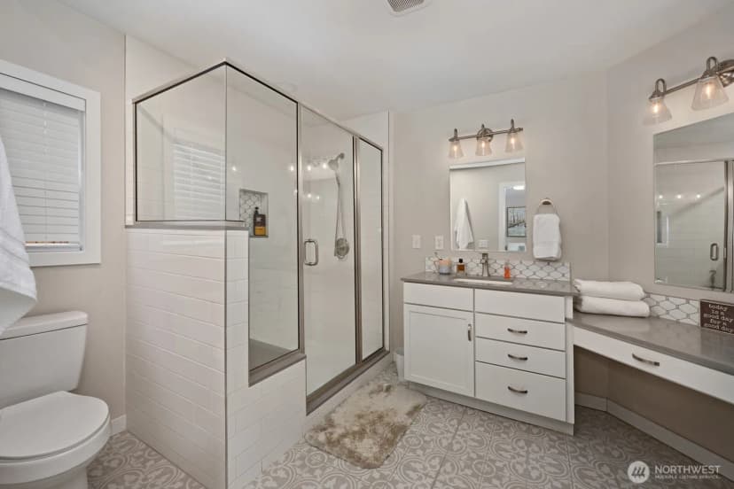 Property photo for 201 Union Avenue Se #13, Renton photo 20