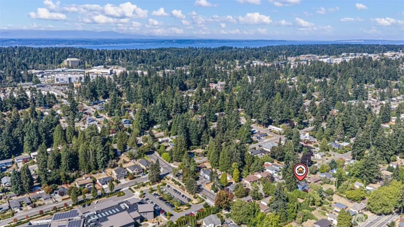 Property photo for 15520 Burke Avenue N, Shoreline photo 36