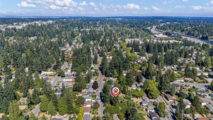 Property photo for 15520 Burke Avenue N, Shoreline photo 35