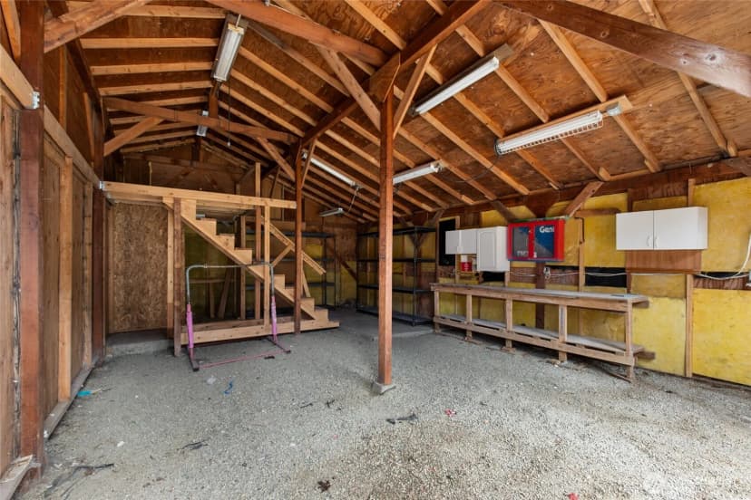 Property photo for 8618 Ne 137th Street, Kirkland photo 38