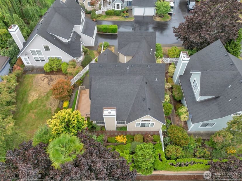 Property photo for 10063 Wallingford Avenue N, Seattle photo 34