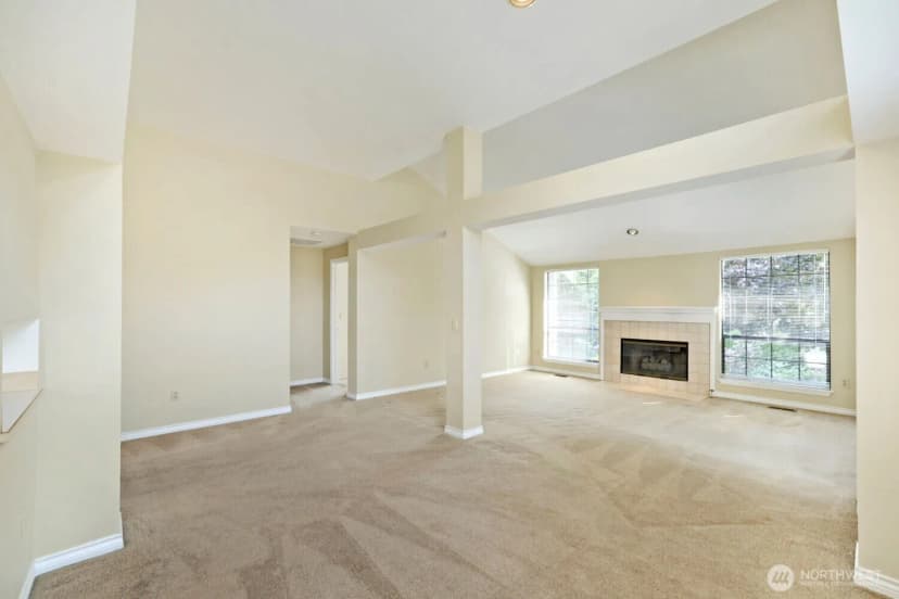 Property photo for 10063 Wallingford Avenue N, Seattle photo 8