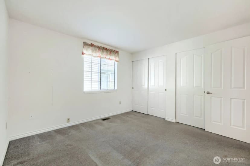 Property photo for 10063 Wallingford Avenue N, Seattle photo 22