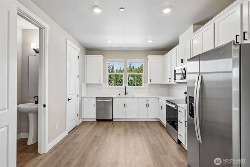 Property photo for 8931 172nd Street Ne, Arlington photo 12