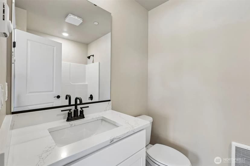 Property photo for 8931 172nd Street Ne, Arlington photo 23