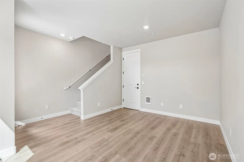 Property photo for 8931 172nd Street Ne, Arlington photo 17