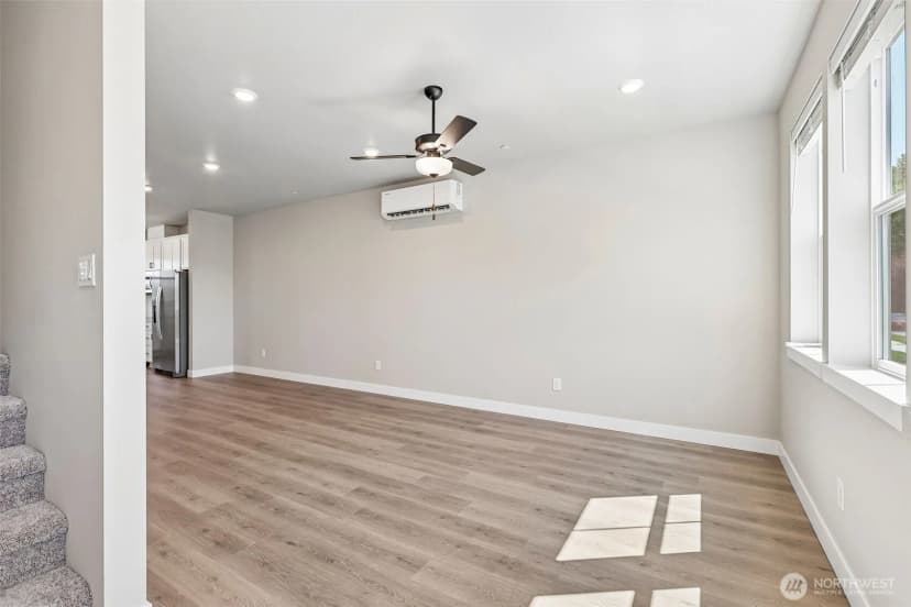 Property photo for 8931 172nd Street Ne, Arlington photo 9