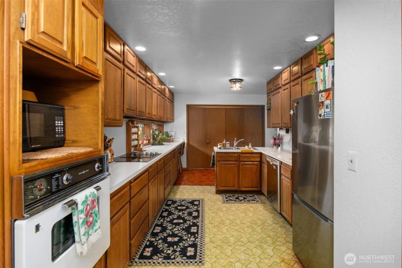 Property photo for 2214 Nw Columbia Avenue, East Wenatchee photo 13