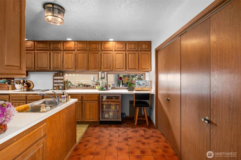 Property photo for 2214 Nw Columbia Avenue, East Wenatchee photo 10