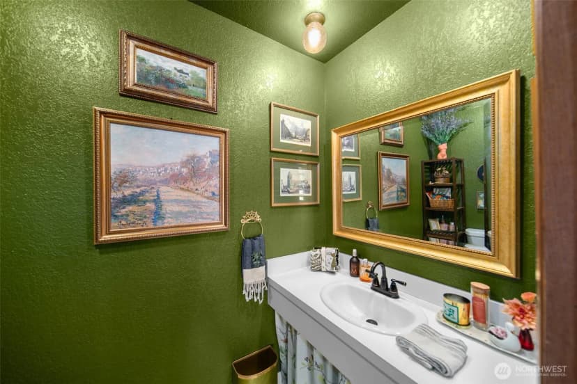 Property photo for 2214 Nw Columbia Avenue, East Wenatchee photo 15