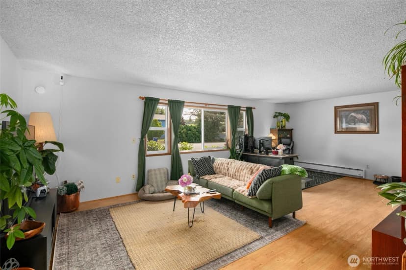 Property photo for 2214 Nw Columbia Avenue, East Wenatchee photo 5