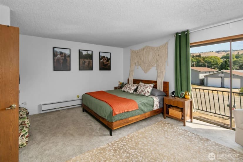 Property photo for 2214 Nw Columbia Avenue, East Wenatchee photo 18