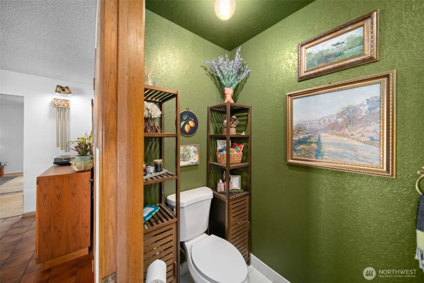 Property photo for 2214 Nw Columbia Avenue, East Wenatchee photo 16