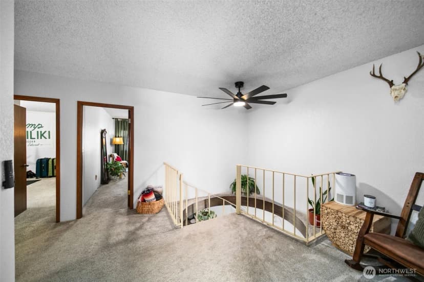 Property photo for 2214 Nw Columbia Avenue, East Wenatchee photo 17