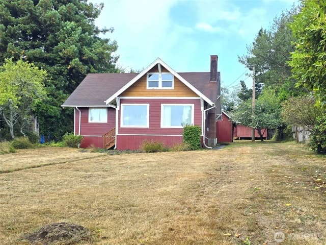 Property photo for 508 Cedar Street Ne, Ilwaco
