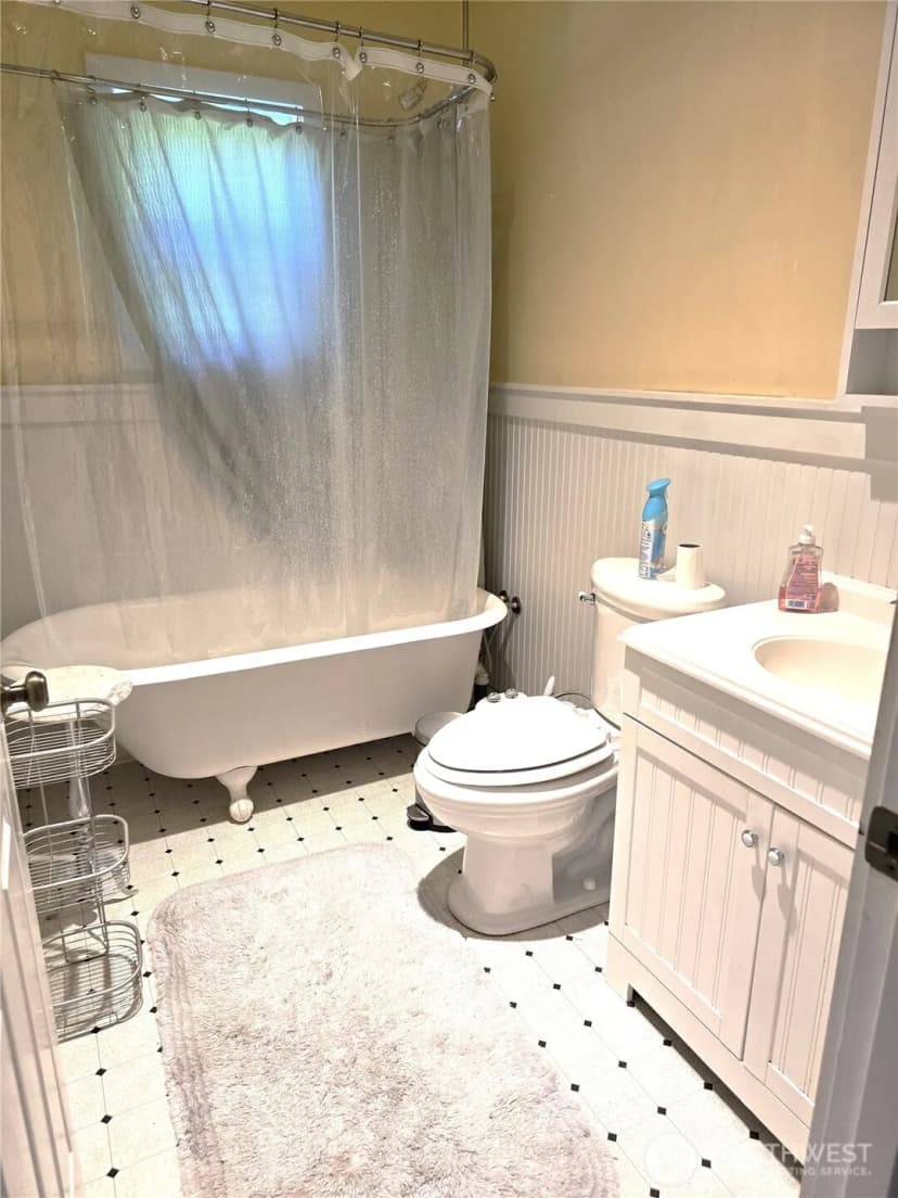 Property photo for 508 Cedar Street Ne, Ilwaco photo 18