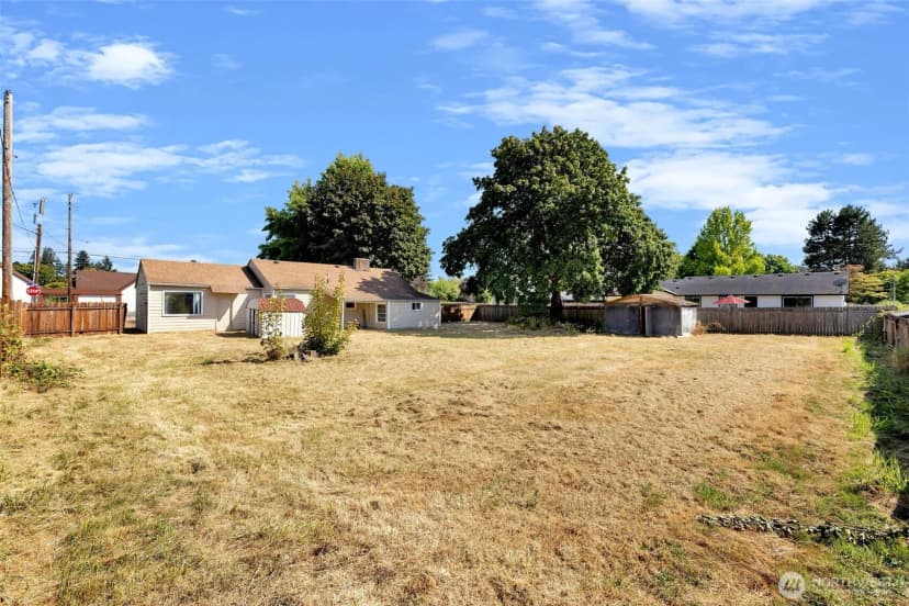 Property photo for 408 S Parkway Avenue, Battle Ground photo 27
