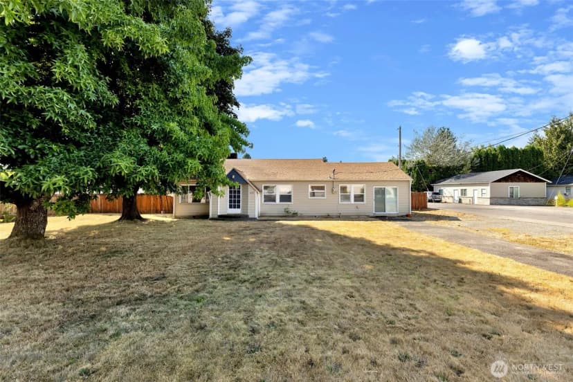 Property photo for 408 S Parkway Avenue, Battle Ground