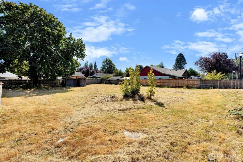 Property photo for 408 S Parkway Avenue, Battle Ground photo 28