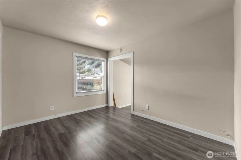 Property photo for 408 S Parkway Avenue, Battle Ground photo 21